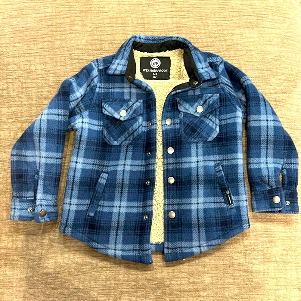 Lot of 3 toddler’s jackets/sweaters